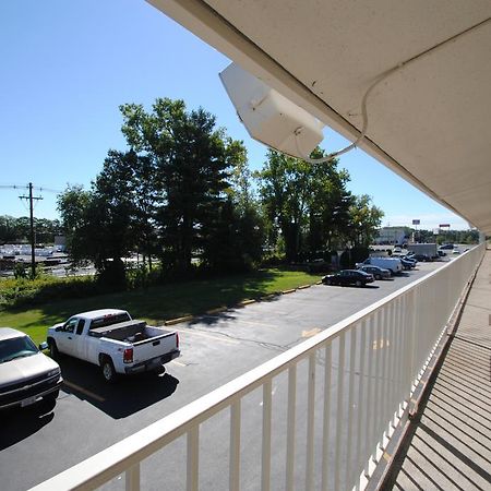 Motel 6-Chicopee, Ma - Springfield Exterior photo